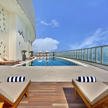 The Curve Hotel-3