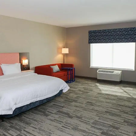 Hampton Inn & Suites Lafayette-2