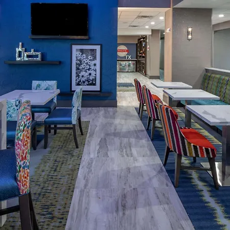 Hampton Inn & Suites Dallas/Plano Central-2