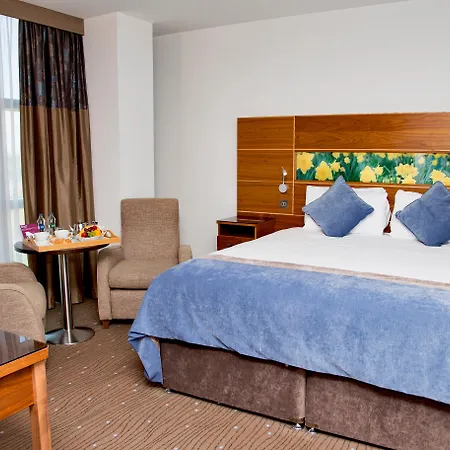The Gateway Hotel-2