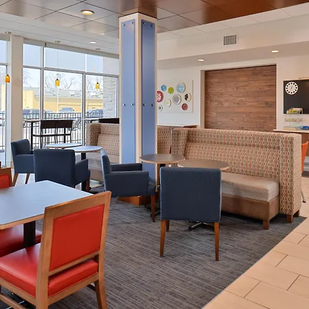 Holiday Inn Express & Suites - Brighton South - Us 23 By Ihg-3