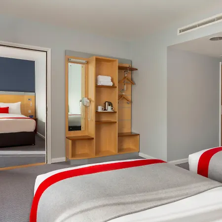 Holiday Inn Express Birmingham Redditch By Ihg-2
