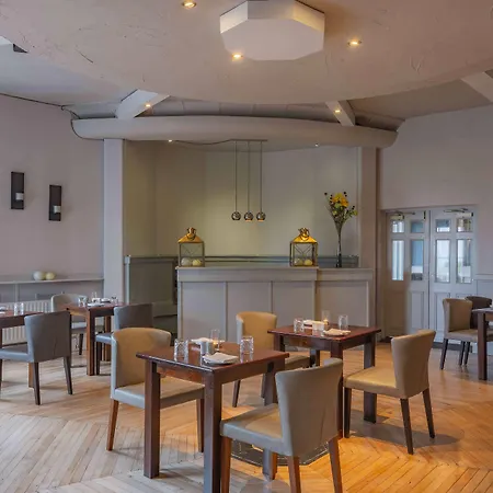 Bunratty Castle Hotel & Leisure Club, BW Premier Collection-3