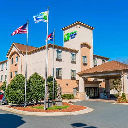 Holiday Inn Express Hotel & Suites Albemarle-3