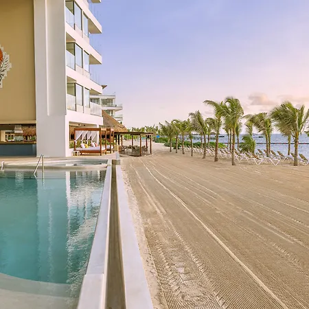 Sensira Resort & Spa Riviera Maya All Inclusive-3