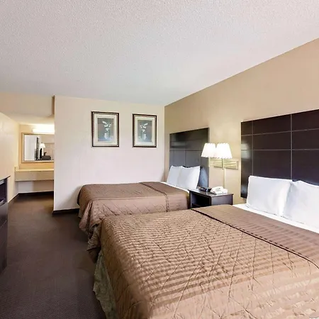 Travelodge By Wyndham Ozona-3