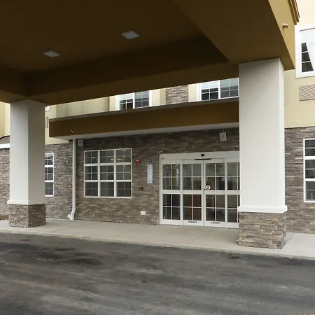 Microtel Inn & Suites By Wyndham Niagara Falls-2