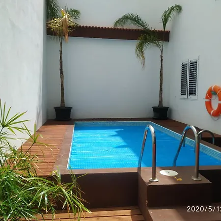 Apartamentos El Patio-3