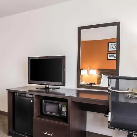 Sleep Inn & Suites North Liberty - Liberty City-3