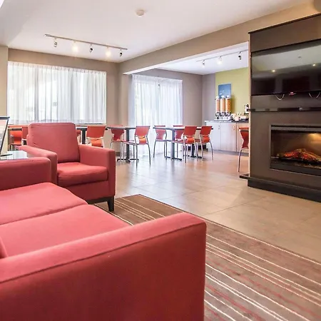 Comfort Inn Kirkland Lake-3