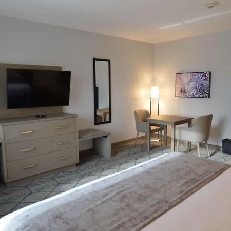 Best Western Plus Executive Residency Oklahoma City I-35-2