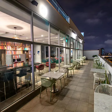 Hampton By Hilton Lima San Isidro-3