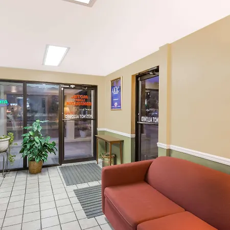 Days Inn By Wyndham Little River-2