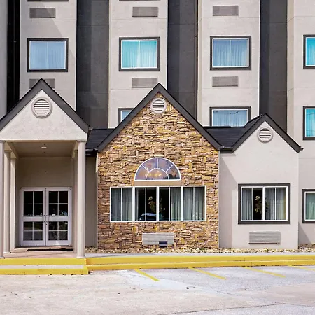 Quality Inn & Suites Robbinsville-3