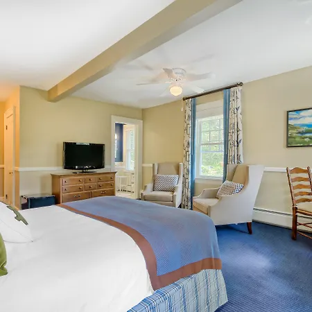 Omni Bretton Arms Inn At Mount Washington Resort-3