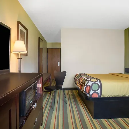 Super 8 By Wyndham El Dorado-3