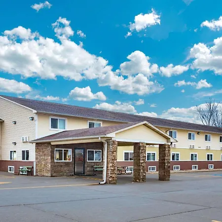 Super 8 By Wyndham Fort Madison-2