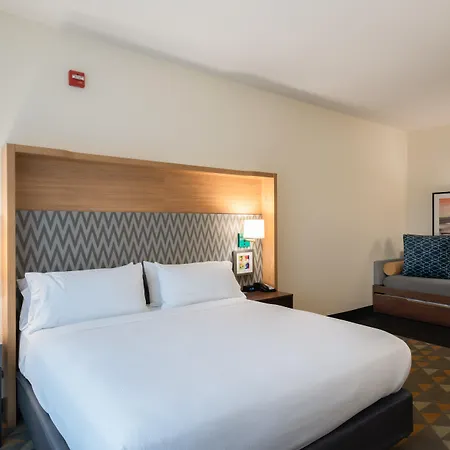Holiday Inn Joplin By Ihg-2