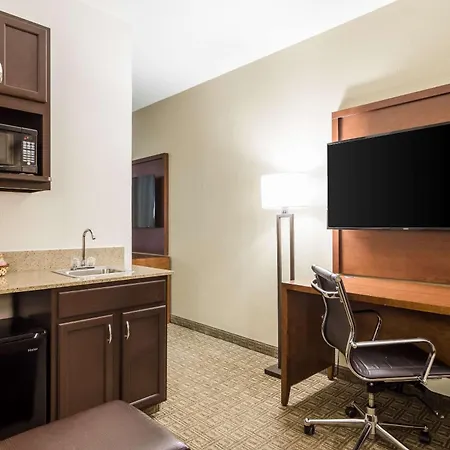Comfort Suites Eufaula North-3