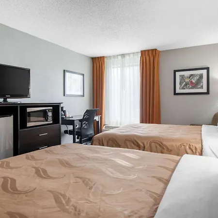Quality Inn & Suites Brownsburg - Indianapolis West-3