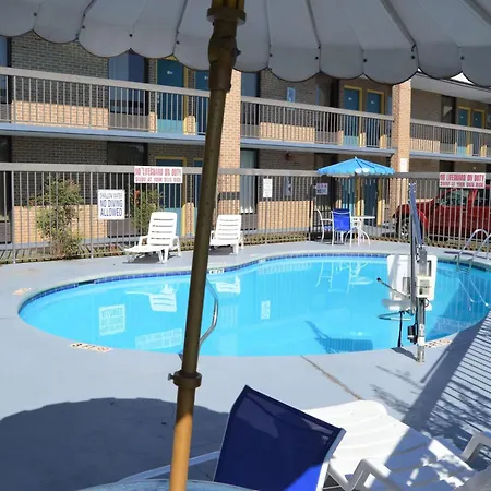 Days Inn By Wyndham Easley West Of Greenville/Clemson Area-2