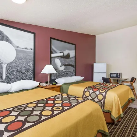 Super 8 By Wyndham Aberdeen Southern Pines-2