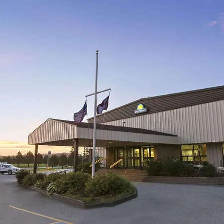 Days Inn By Wyndham Stephenville-3
