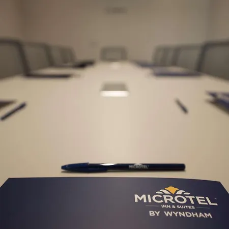 Microtel Inn & Suites By Wyndham San Luis Potosi-2