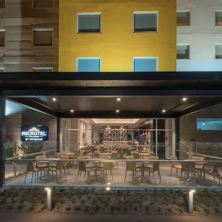 Microtel Inn & Suites By Wyndham San Luis Potosi-3