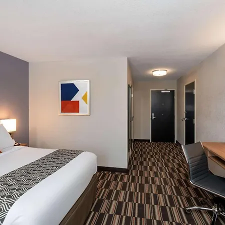 Microtel Inn & Suites By Wyndham Carlisle-3
