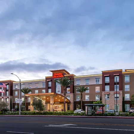 Hampton Inn & Suites Buena Park-2