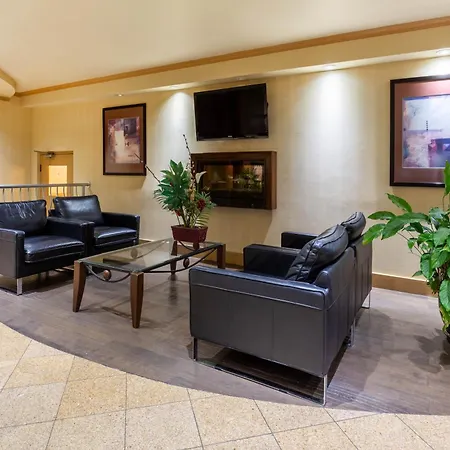 Ramada By Wyndham Coquitlam-2