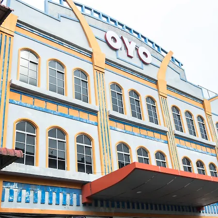 Capital O 664 Romance Hotel-2