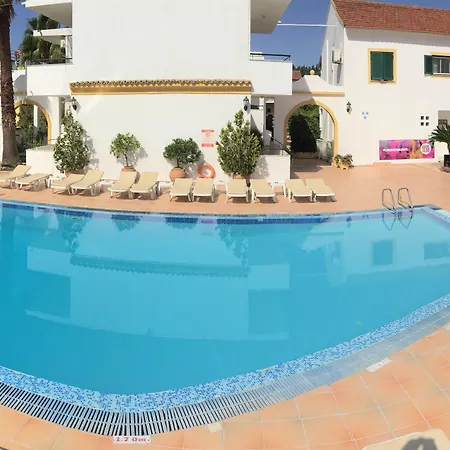 Oasis Beach Club-2