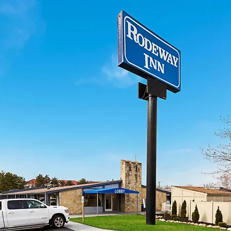 Rodeway Inn Metro Airport-3