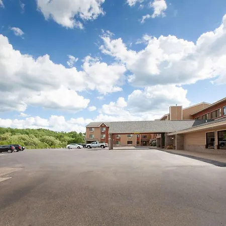 Americinn By Wyndham Iron River-3