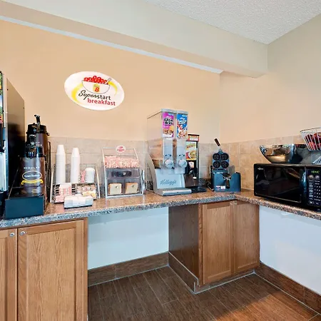 Super 8 By Wyndham Chariton-3