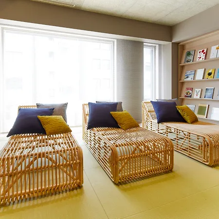 Tsuki Tokyo-3