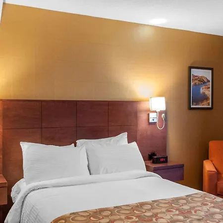 Quality Hotel & Suites-3