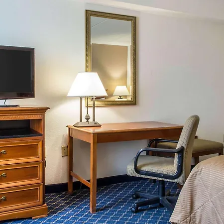 Clarion Hotel & Conference Center-3