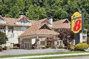 Super 8 By Wyndham Cherokee-3