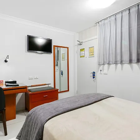 Comfort Inn & Suites Burwood-2