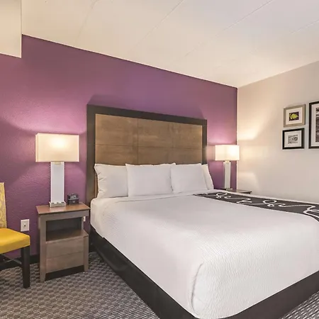 La Quinta By Wyndham Salem Nh-2