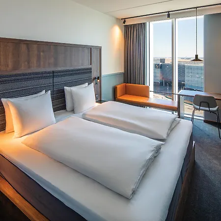 Comfort Hotel Copenhagen Airport-3