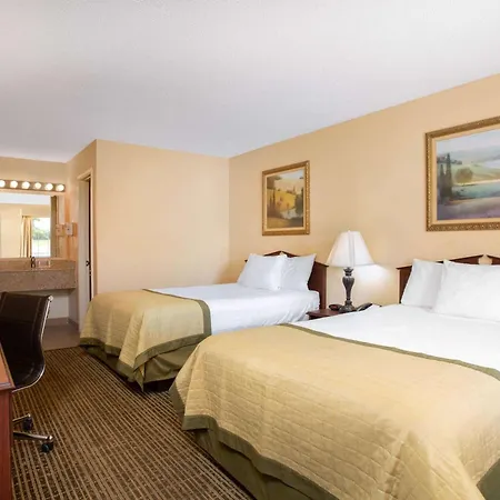 Baymont By Wyndham Easley/Greenville-3