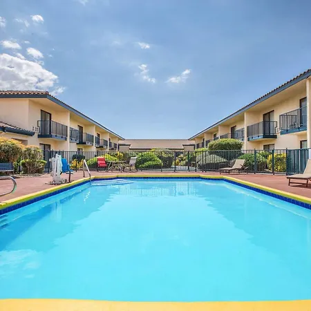 Baymont By Wyndham Tehachapi-3