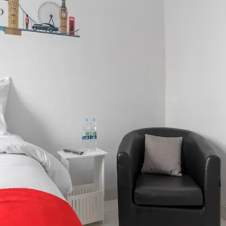 RedDoorz Plus near Taman Rasuna Menteng-3