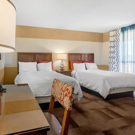 Carlton Oaks Lodge, An Ascend Collection Hotel-3