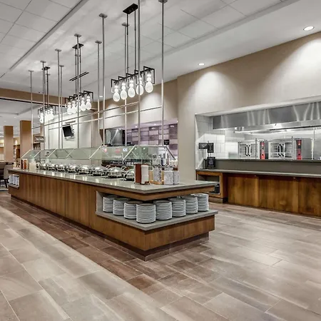 Embassy Suites By Hilton Jonesboro Red Wolf Convention Center-2
