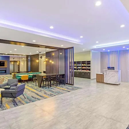 La Quinta Inn & Suites By Wyndham Miramar Beach-Destin-2
